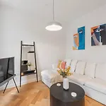 Lovely 1 Bedroom Flat In The Heart Of London